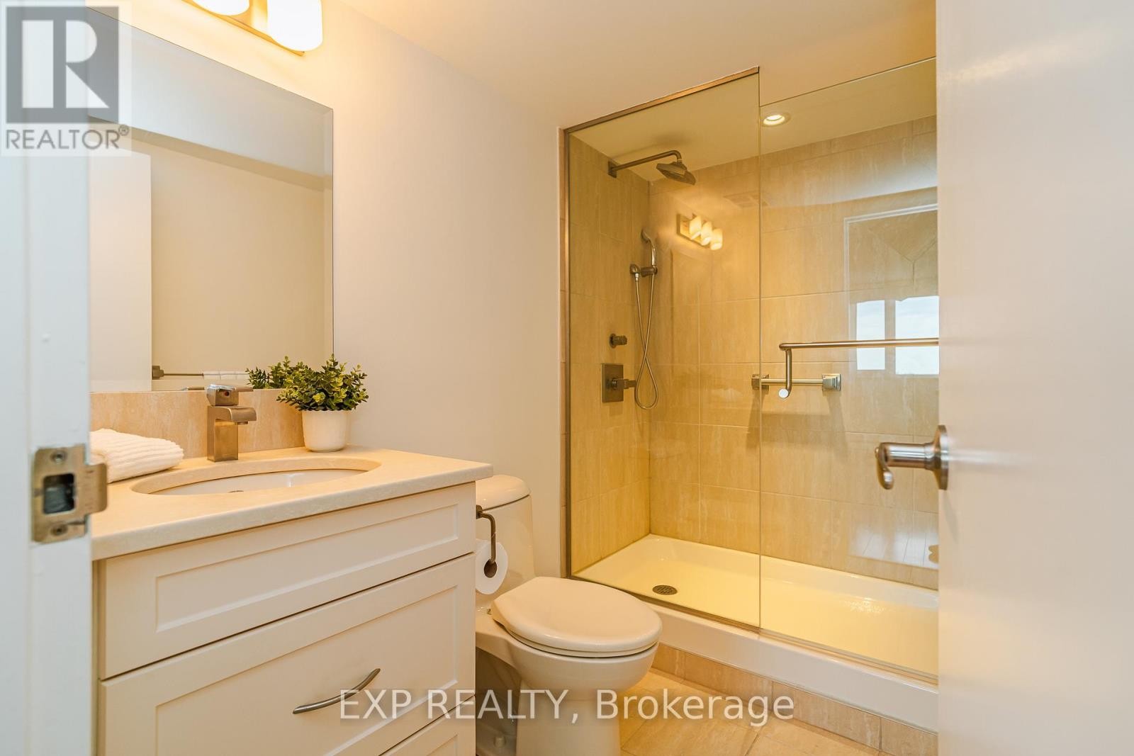 












2305 - 2305-1500 RIVERSIDE DRIVE

,
Ottawa,




Ontario
K1G4J4

