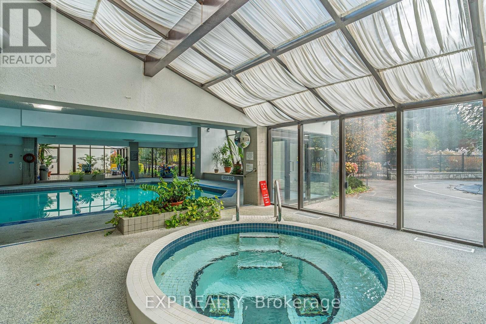 












2305 - 2305-1500 RIVERSIDE DRIVE

,
Ottawa,




Ontario
K1G4J4

