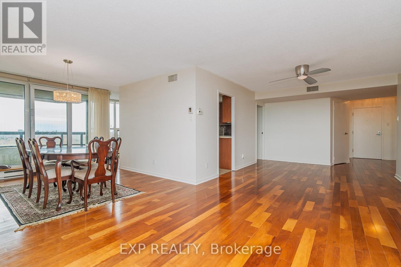 












2305 - 2305-1500 RIVERSIDE DRIVE

,
Ottawa,




Ontario
K1G4J4

