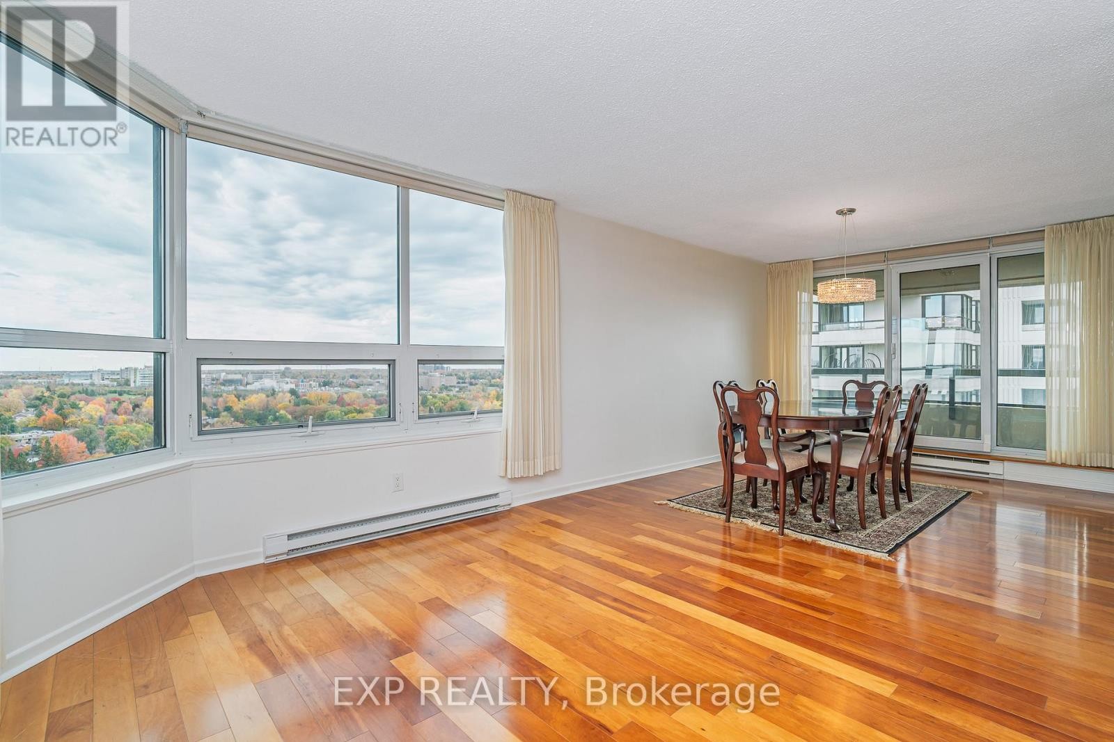 












2305 - 2305-1500 RIVERSIDE DRIVE

,
Ottawa,




Ontario
K1G4J4

