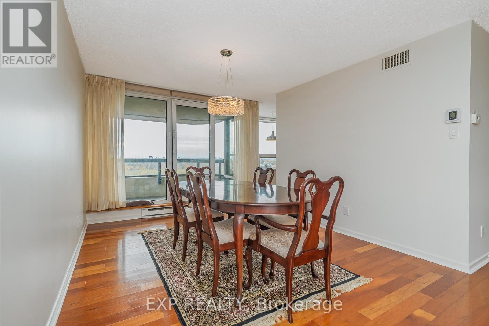 












2305 - 2305-1500 RIVERSIDE DRIVE

,
Ottawa,




Ontario
K1G4J4

