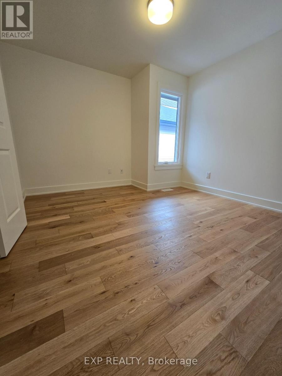 












153 CRAIG DUNCAN TERRACE

,
Ottawa,




Ontario
K2S3C5

