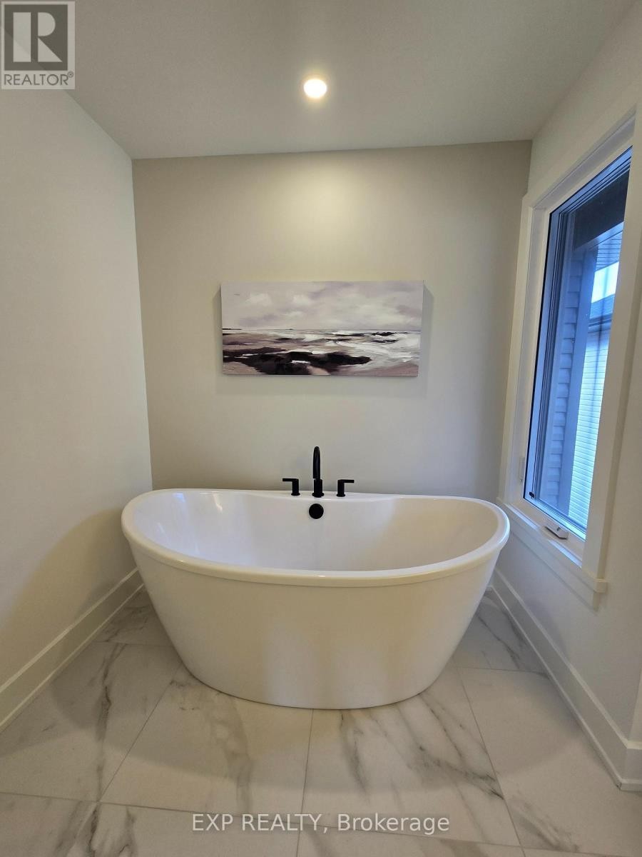 












153 CRAIG DUNCAN TERRACE

,
Ottawa,




Ontario
K2S3C5

