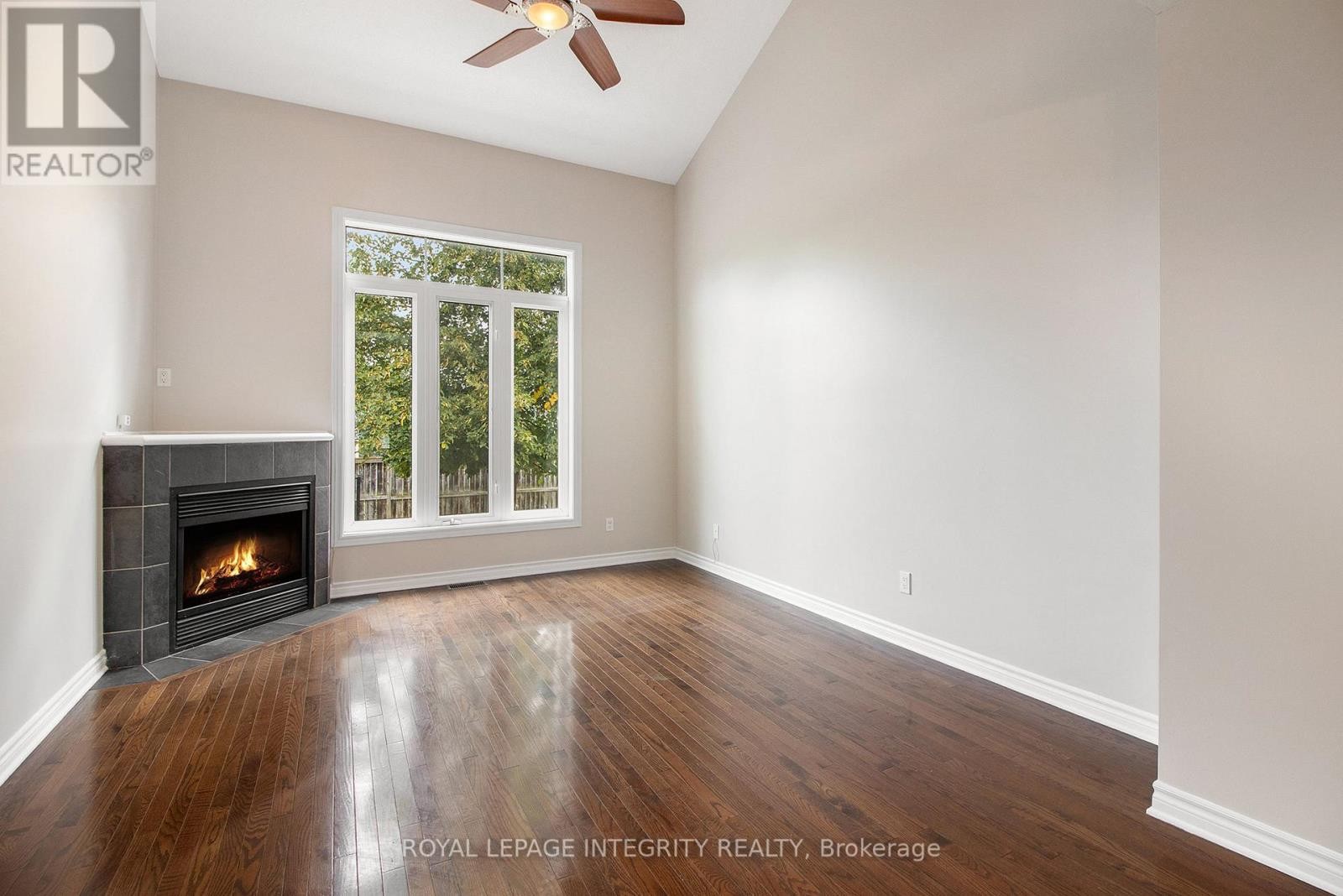 












2080 MELETTE CRESCENT

,
Ottawa,




Ontario
K4A4X2

