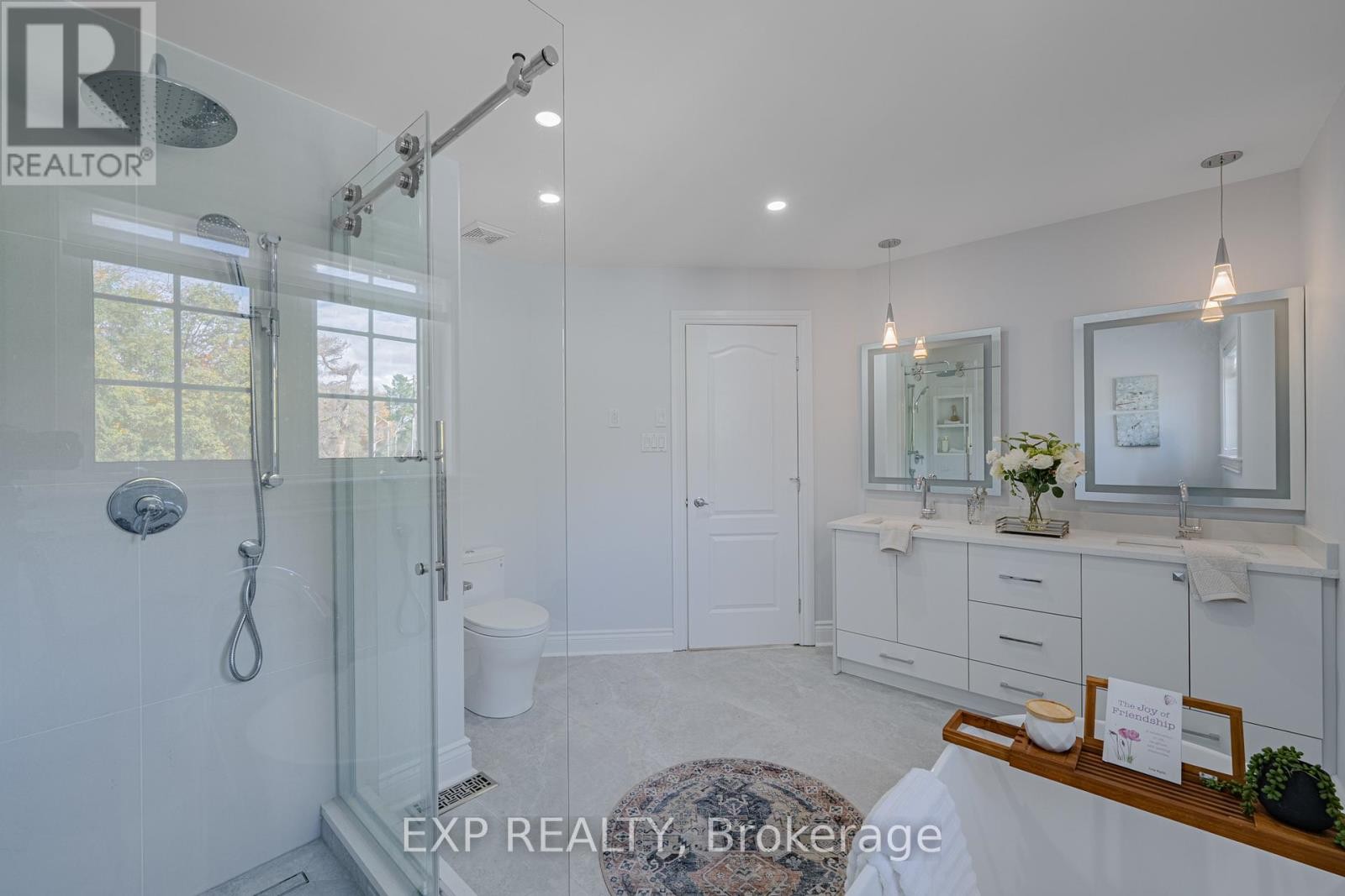 












15 WELLSMERE COURT

,
Ottawa,




Ontario
K2E8C2

