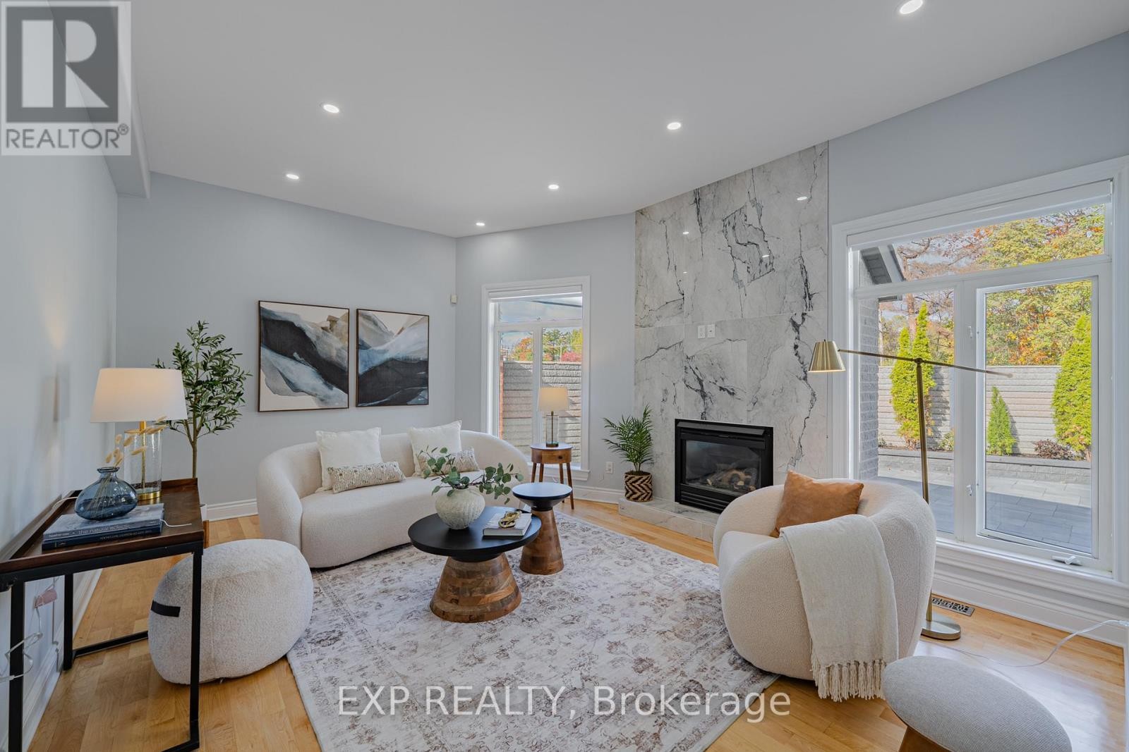 












15 WELLSMERE COURT

,
Ottawa,




Ontario
K2E8C2

