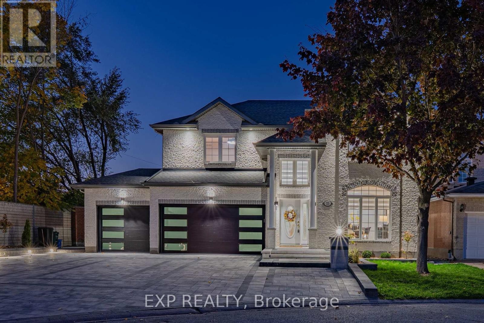 












15 WELLSMERE COURT

,
Ottawa,




Ontario
K2E8C2

