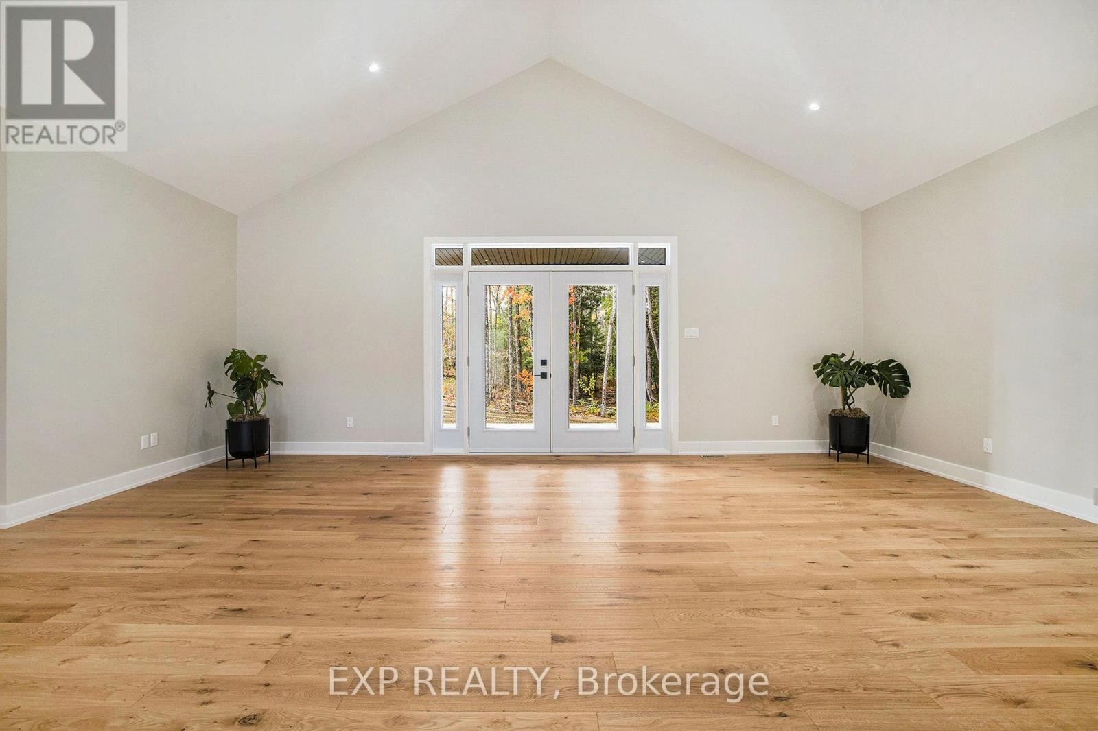 












9 LONGLEAF WAY

,
Greater Madawaska,




Ontario
K0J1H0

