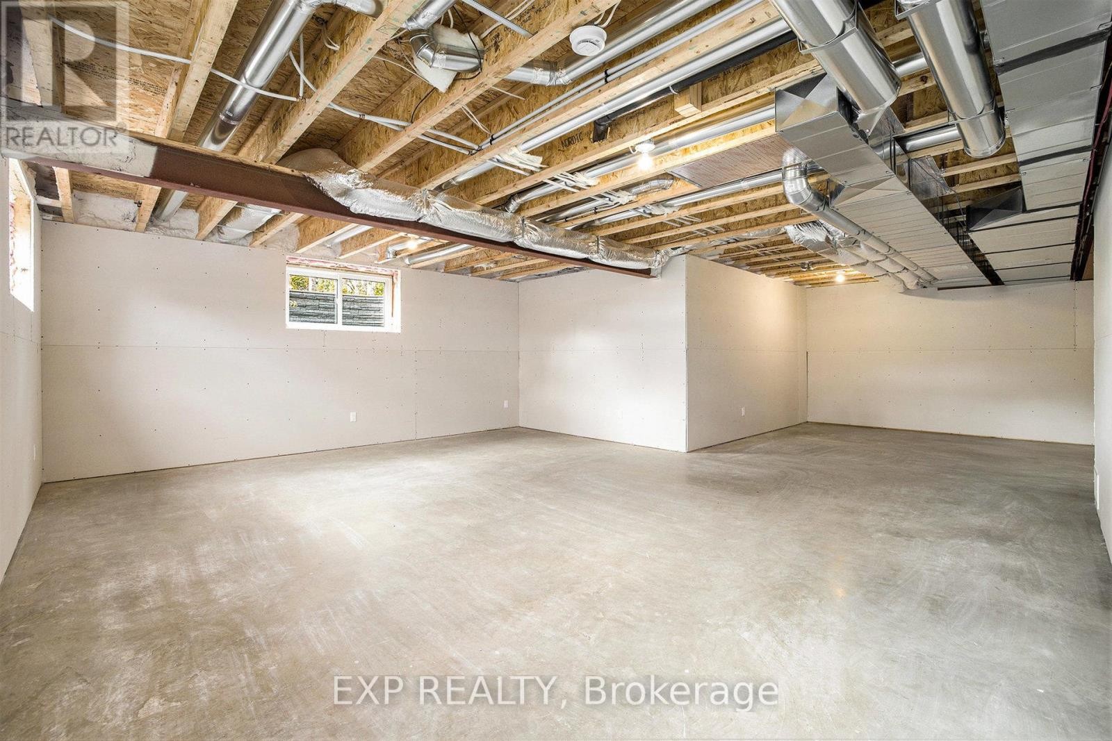 












9 LONGLEAF WAY

,
Greater Madawaska,




Ontario
K0J1H0

