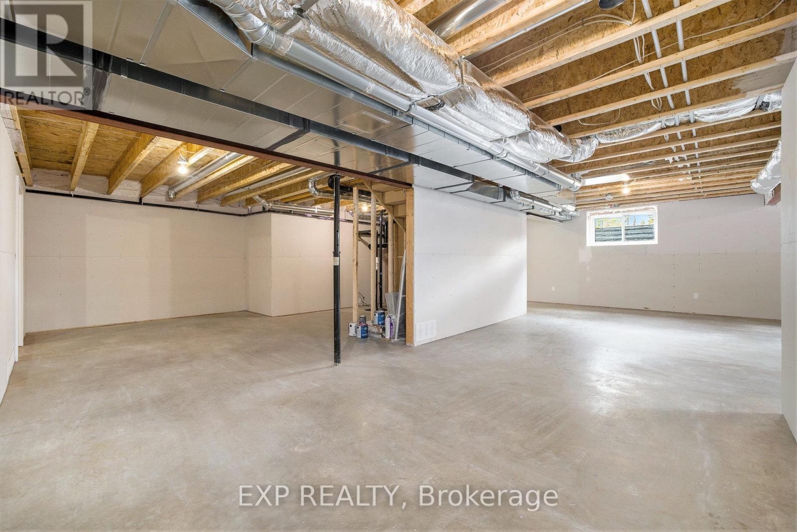 












9 LONGLEAF WAY

,
Greater Madawaska,




Ontario
K0J1H0

