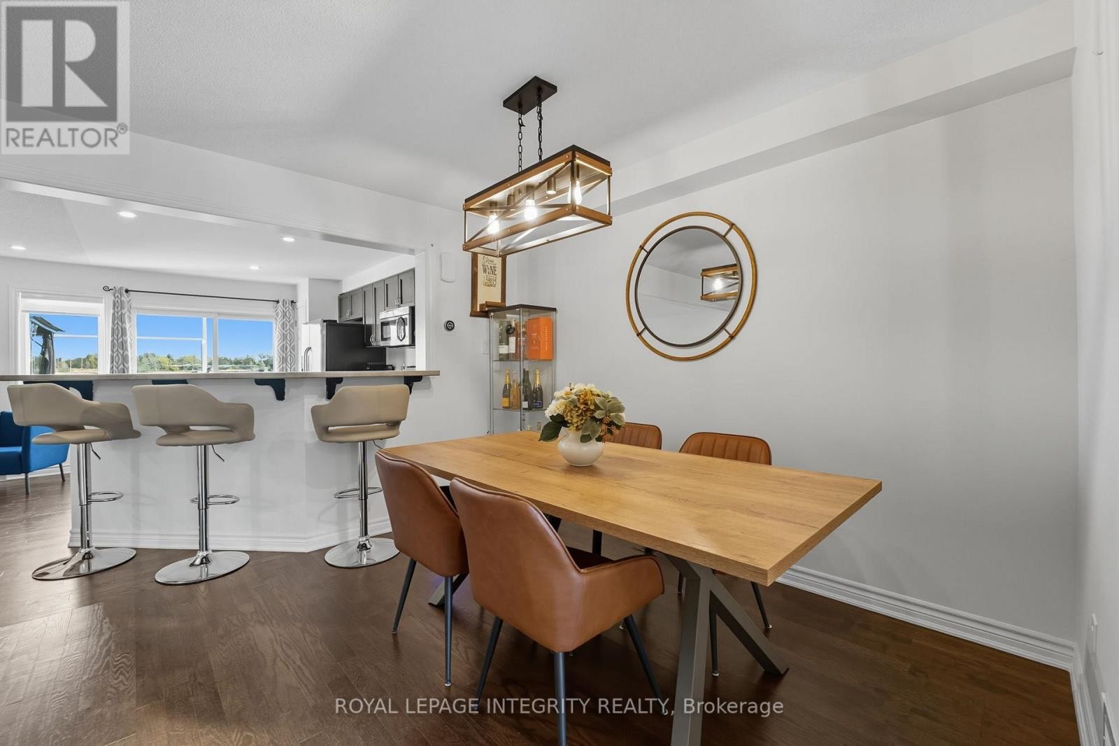 












347 WILLOW ASTER CIRCLE

,
Ottawa,




Ontario
K4A1C6

