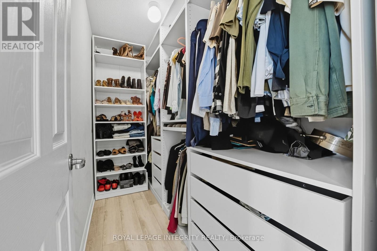 












347 WILLOW ASTER CIRCLE

,
Ottawa,




Ontario
K4A1C6

