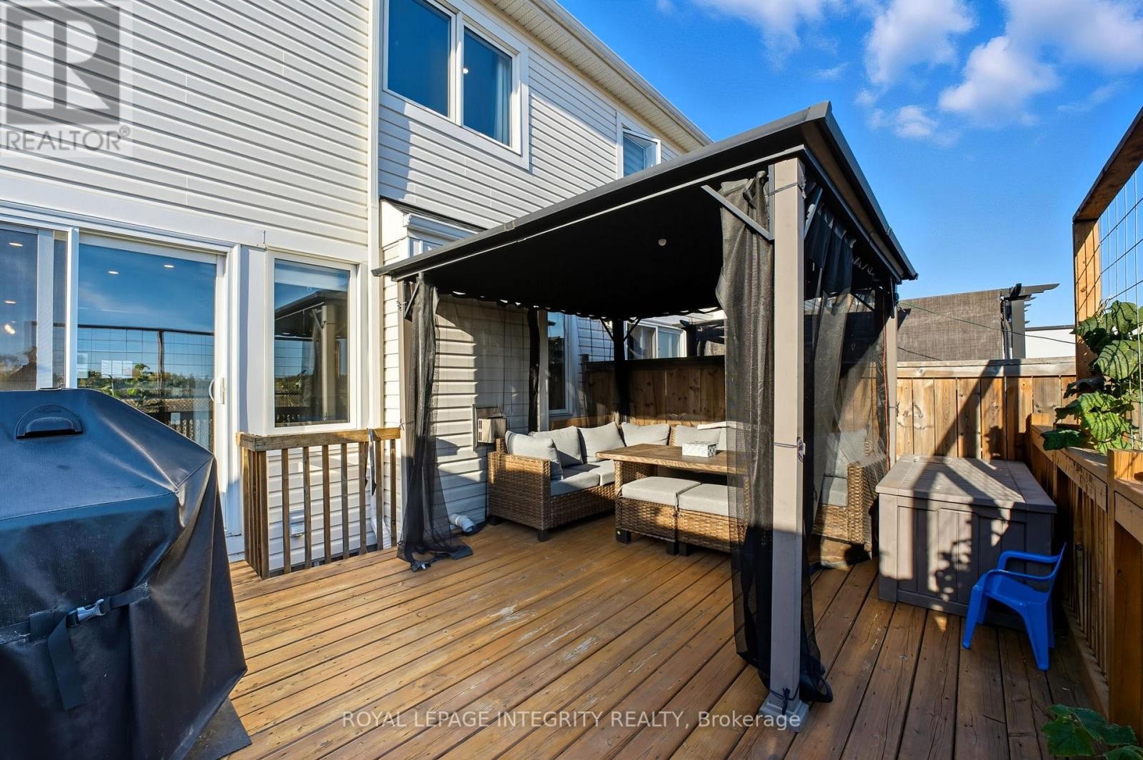 












347 WILLOW ASTER CIRCLE

,
Ottawa,




Ontario
K4A1C6

