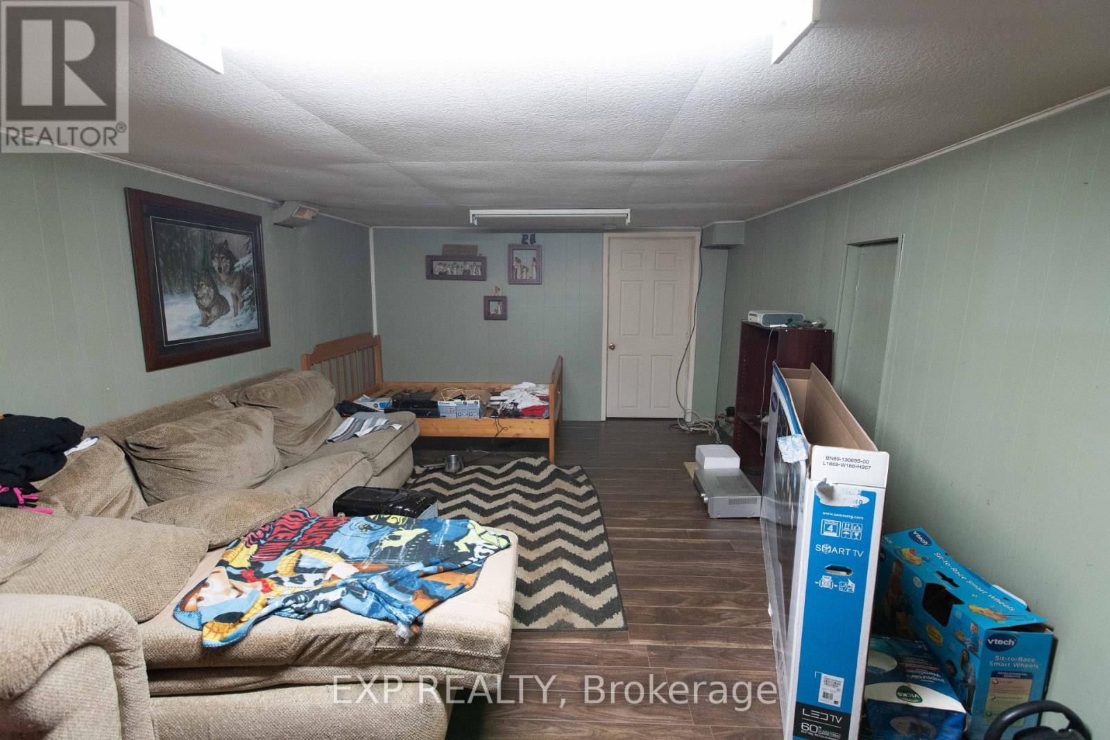 












501 MCCONNELL AVENUE

,
Cornwall,




Ontario
K6H4L9

