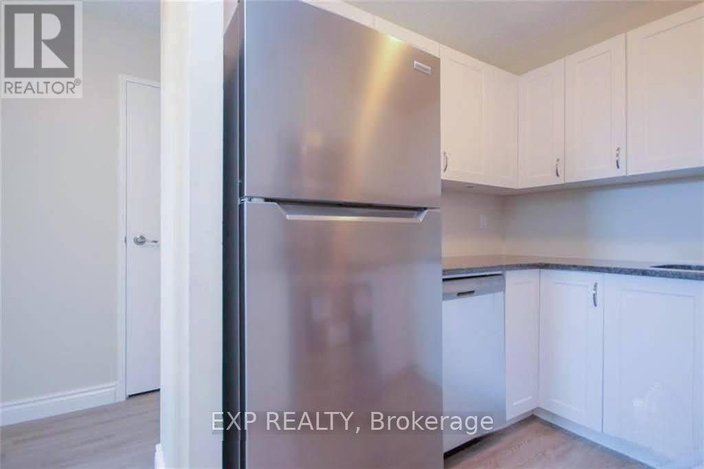 












404 - 1180 OHIO STREET

,
Ottawa,




Ontario
K1H8N5

