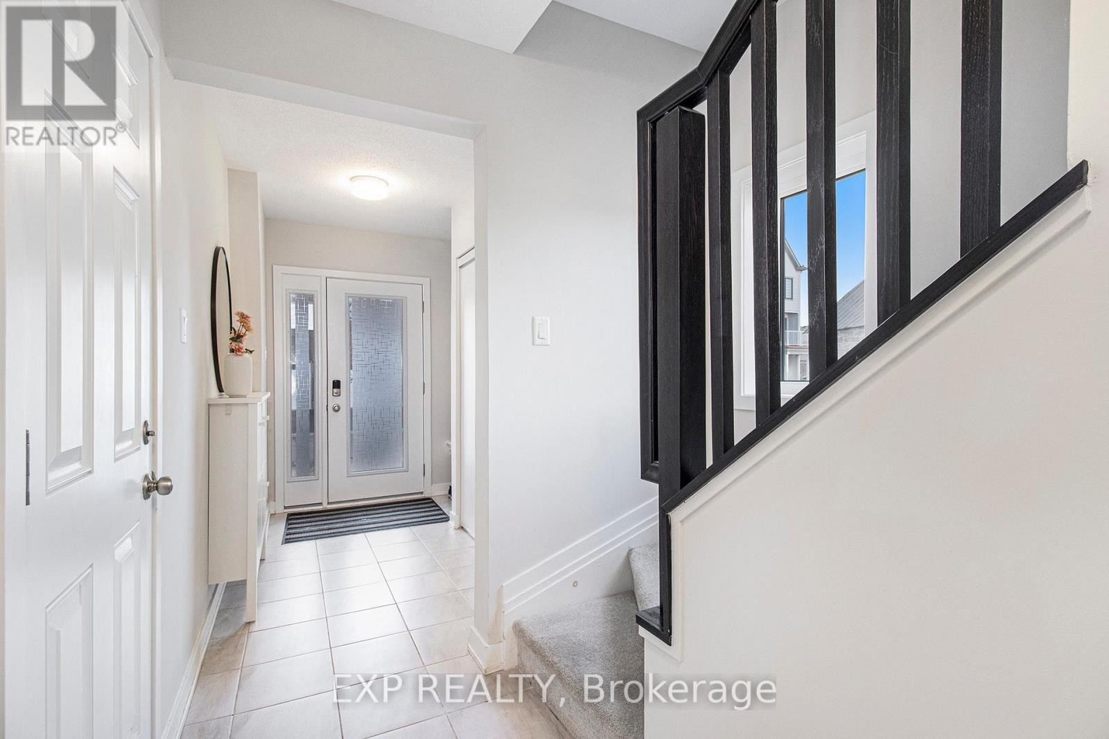 












754 KINSTEAD PRIVATE

,
Ottawa,




Ontario
K2S3B3

