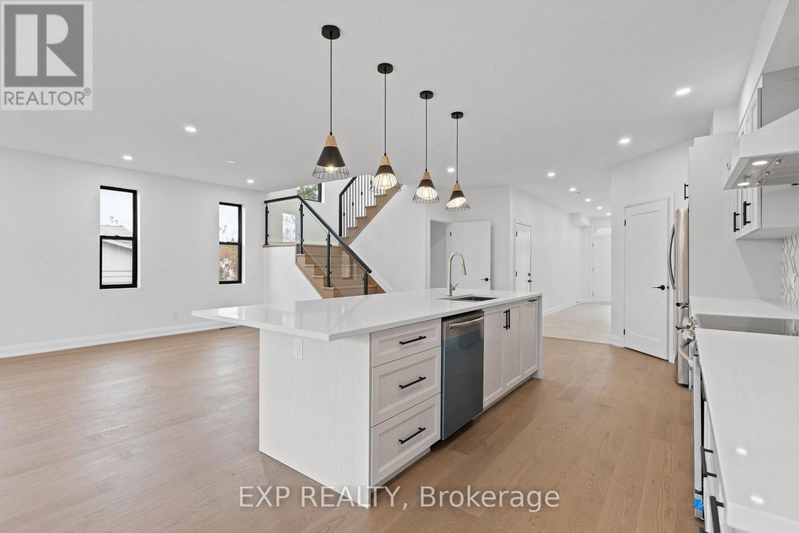 












6819 NOTRE DAME STREET

,
Ottawa,




Ontario
K1C1H4

