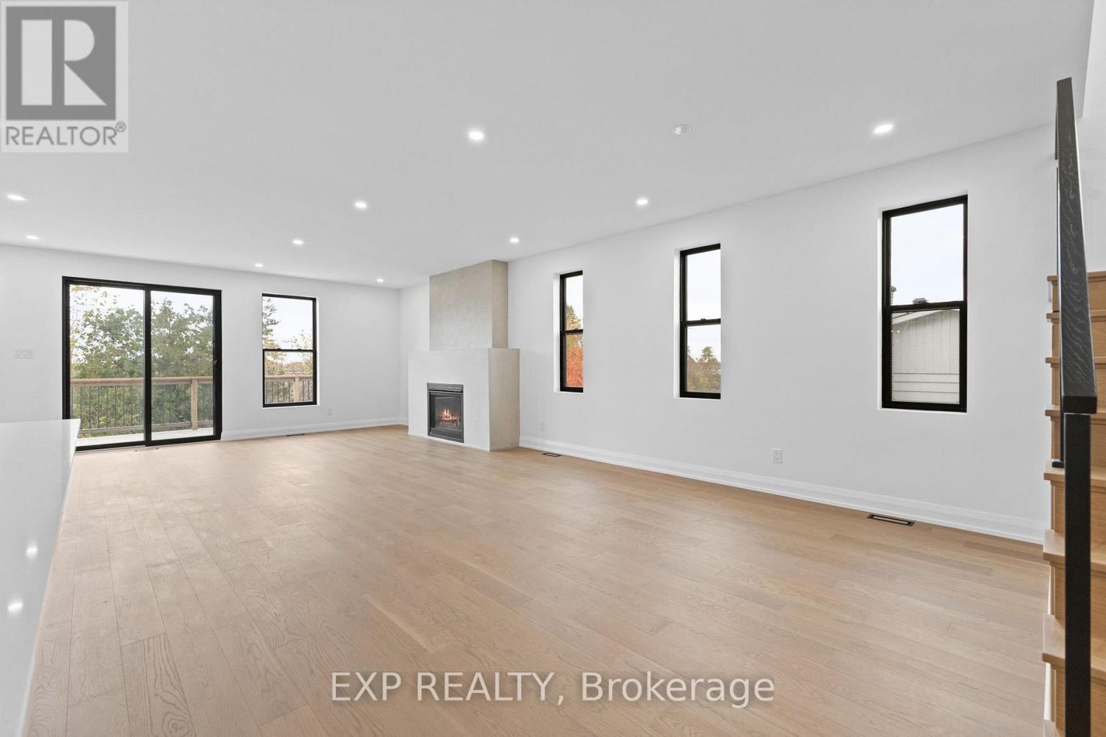 












6819 NOTRE DAME STREET

,
Ottawa,




Ontario
K1C1H4

