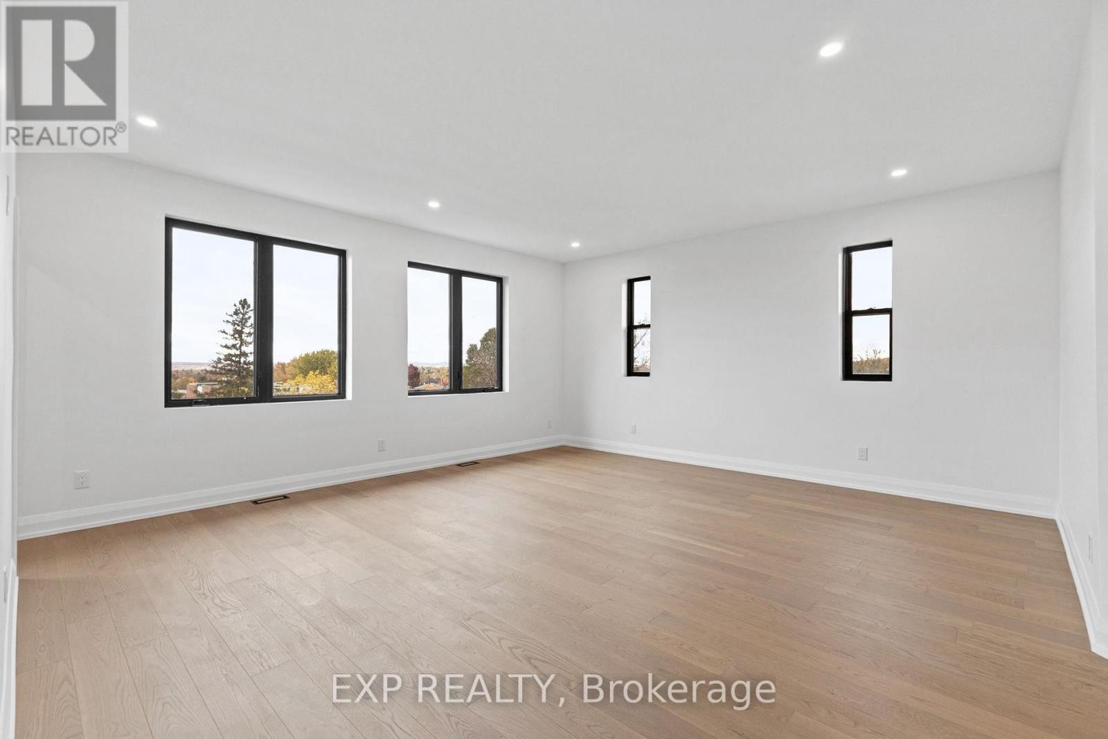 












6819 NOTRE DAME STREET

,
Ottawa,




Ontario
K1C1H4

