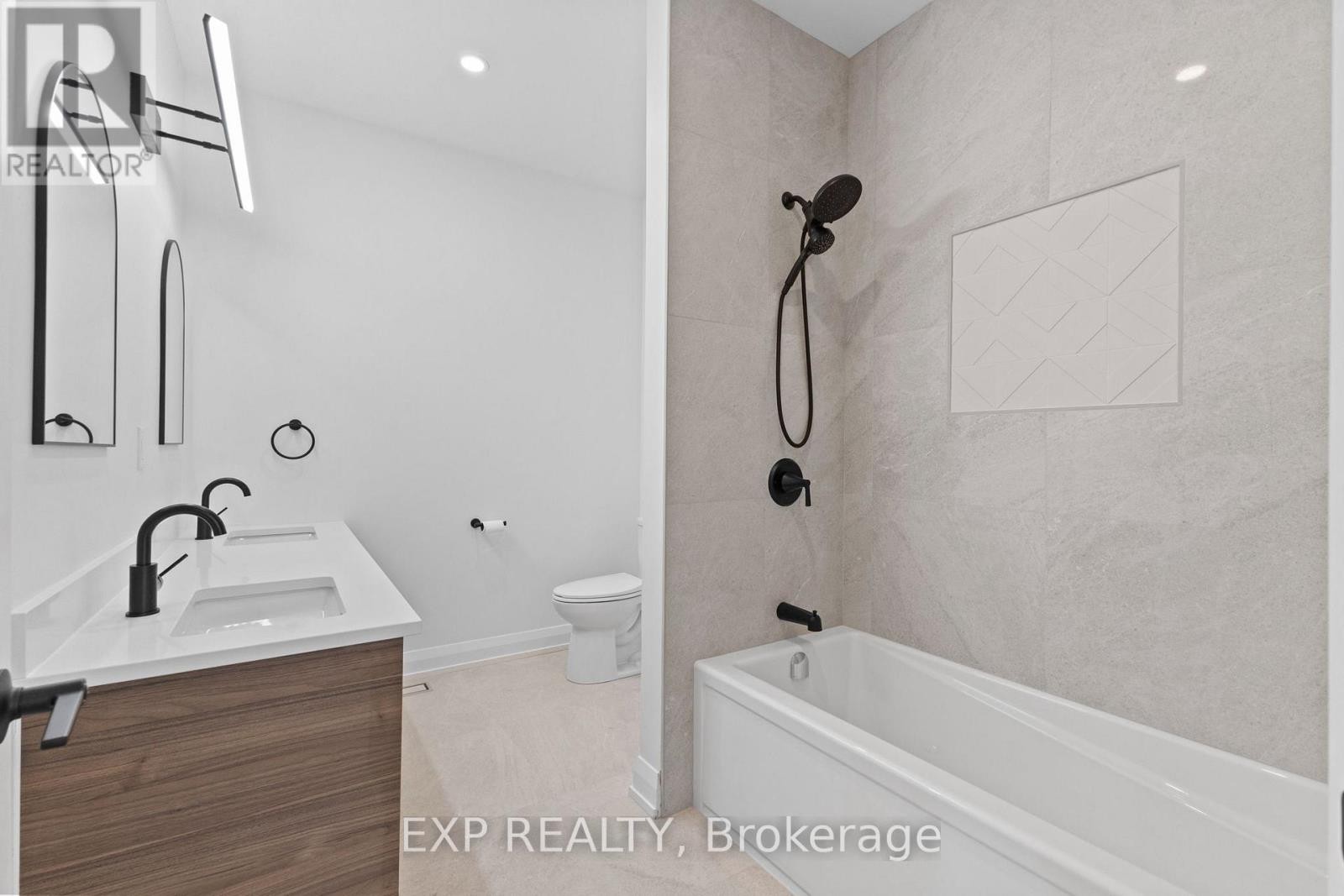 












6819 NOTRE DAME STREET

,
Ottawa,




Ontario
K1C1H4

