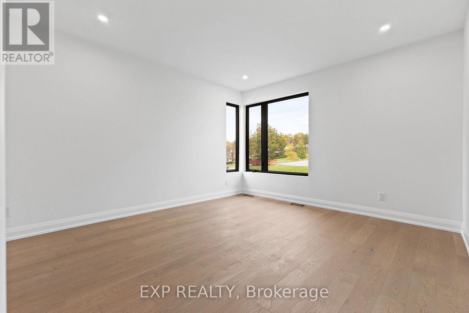 












6819 NOTRE DAME STREET

,
Ottawa,




Ontario
K1C1H4

