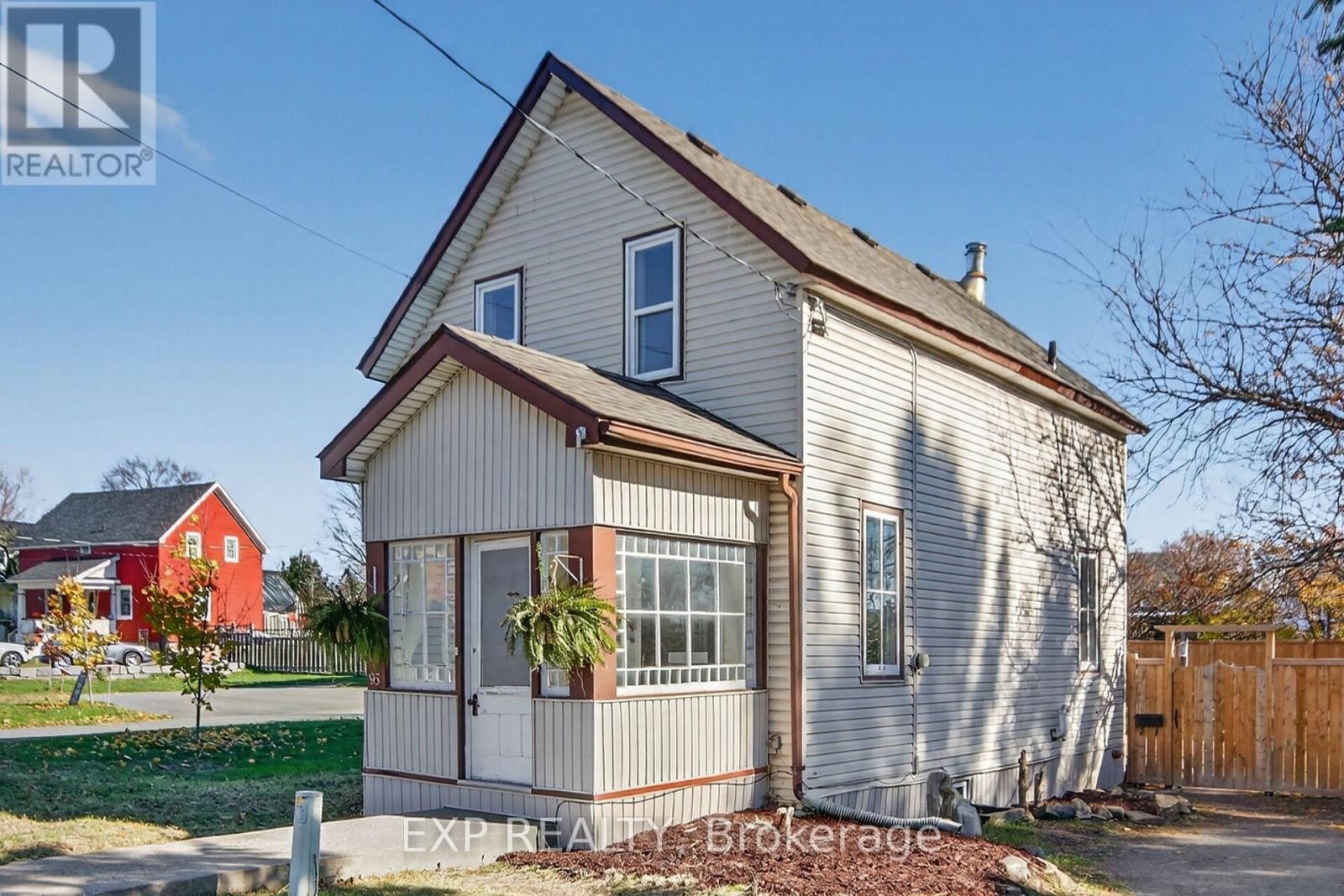 












95 MAIN STREET E

,
Mississippi Mills,




Ontario
K0A1A0

