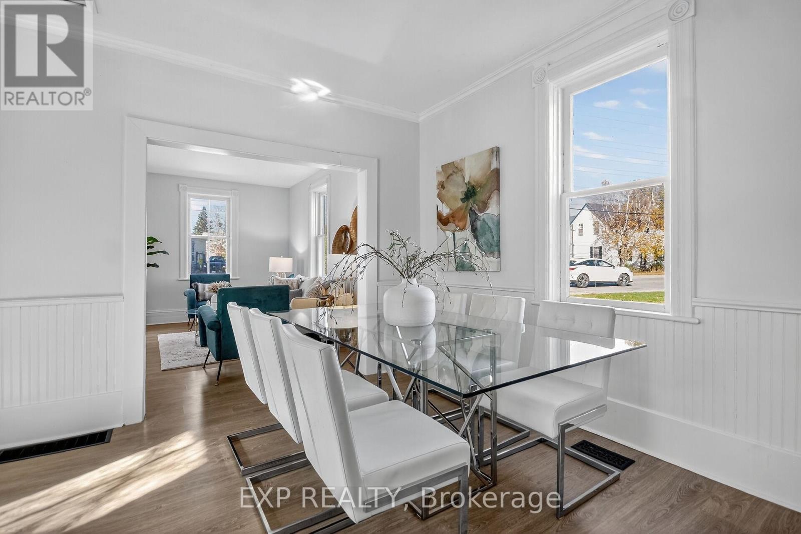 












95 MAIN STREET E

,
Mississippi Mills,




Ontario
K0A1A0

