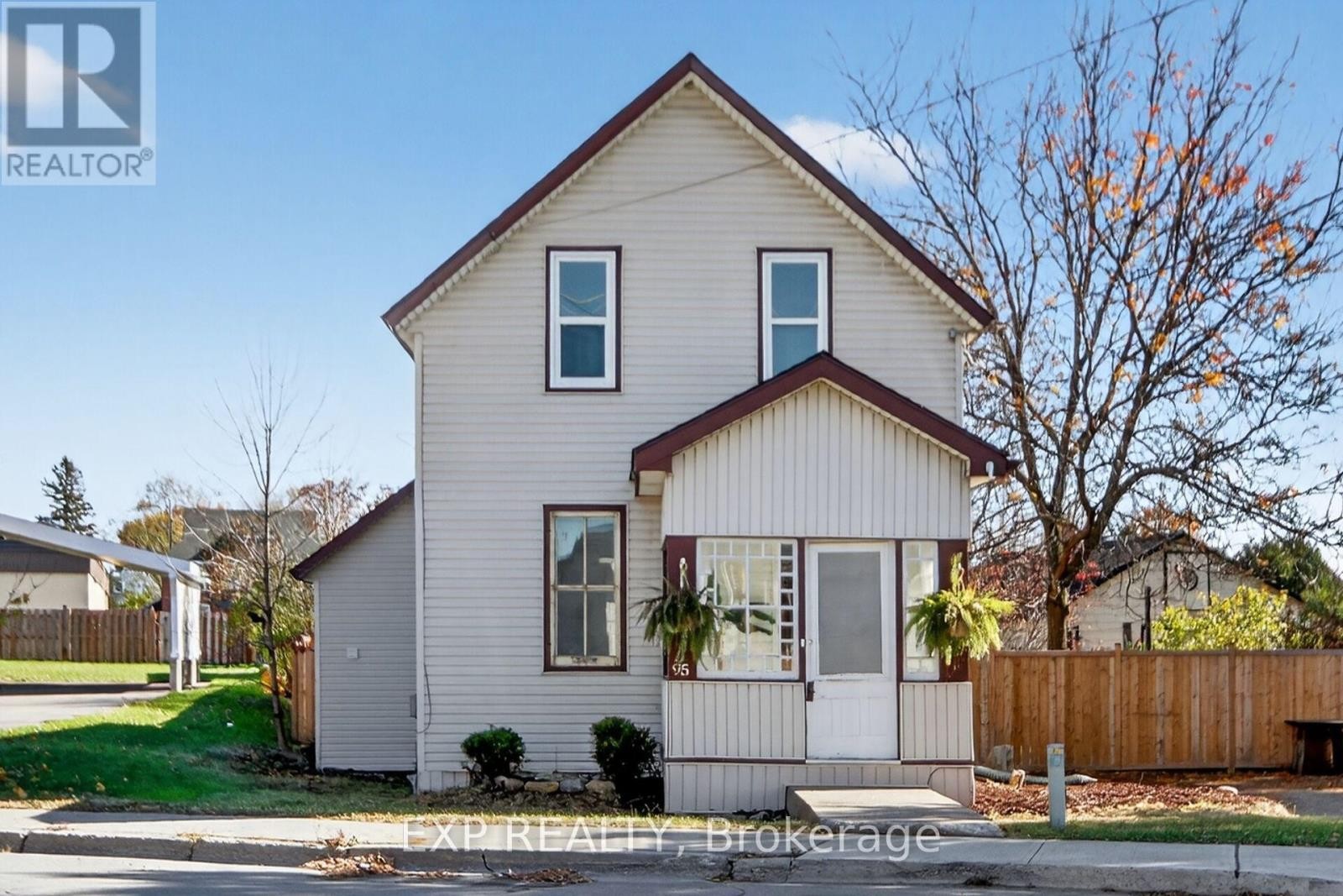 












95 MAIN STREET E

,
Mississippi Mills,




Ontario
K0A1A0

