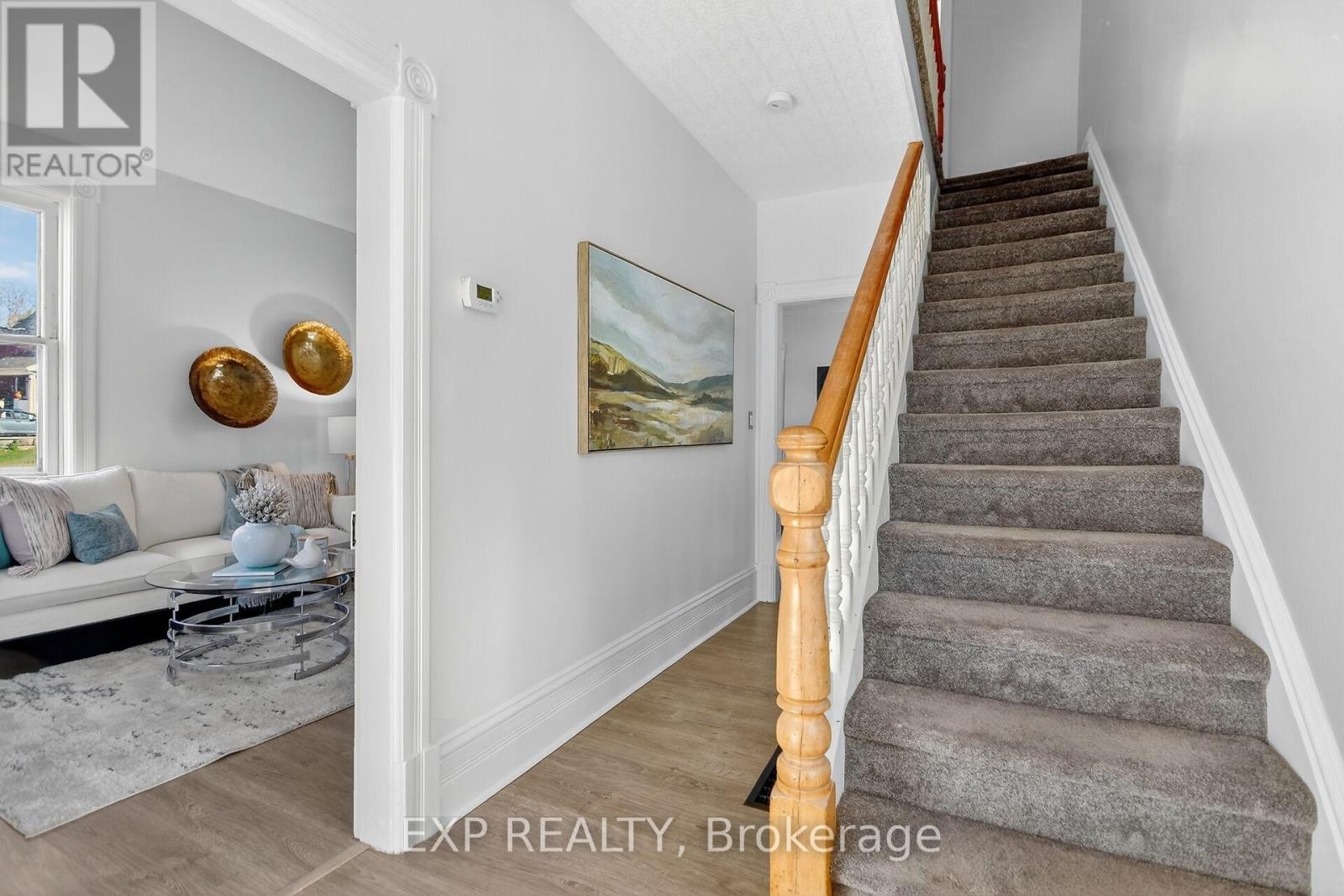 












95 MAIN STREET E

,
Mississippi Mills,




Ontario
K0A1A0

