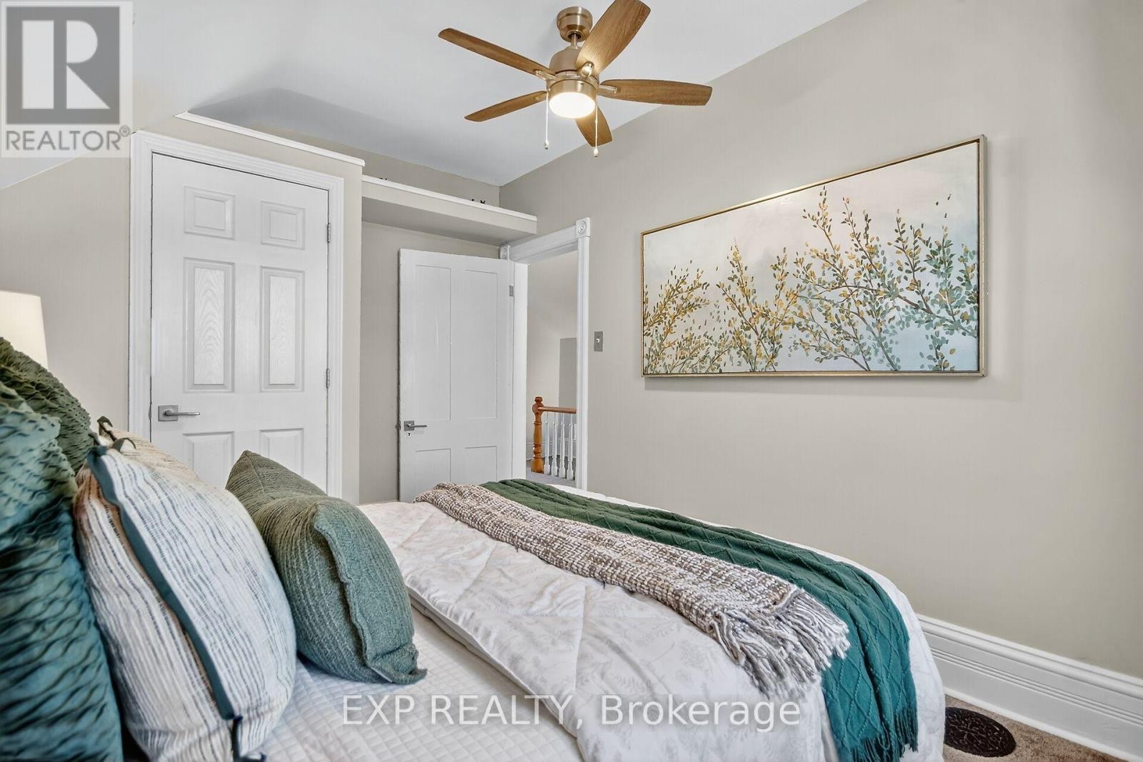 












95 MAIN STREET E

,
Mississippi Mills,




Ontario
K0A1A0

