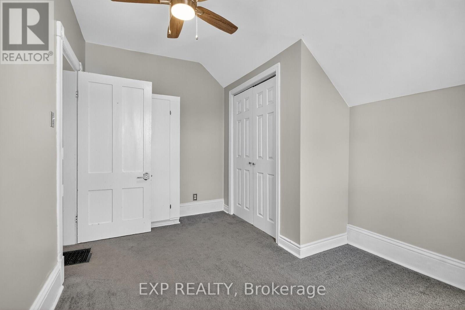 












95 MAIN STREET E

,
Mississippi Mills,




Ontario
K0A1A0

