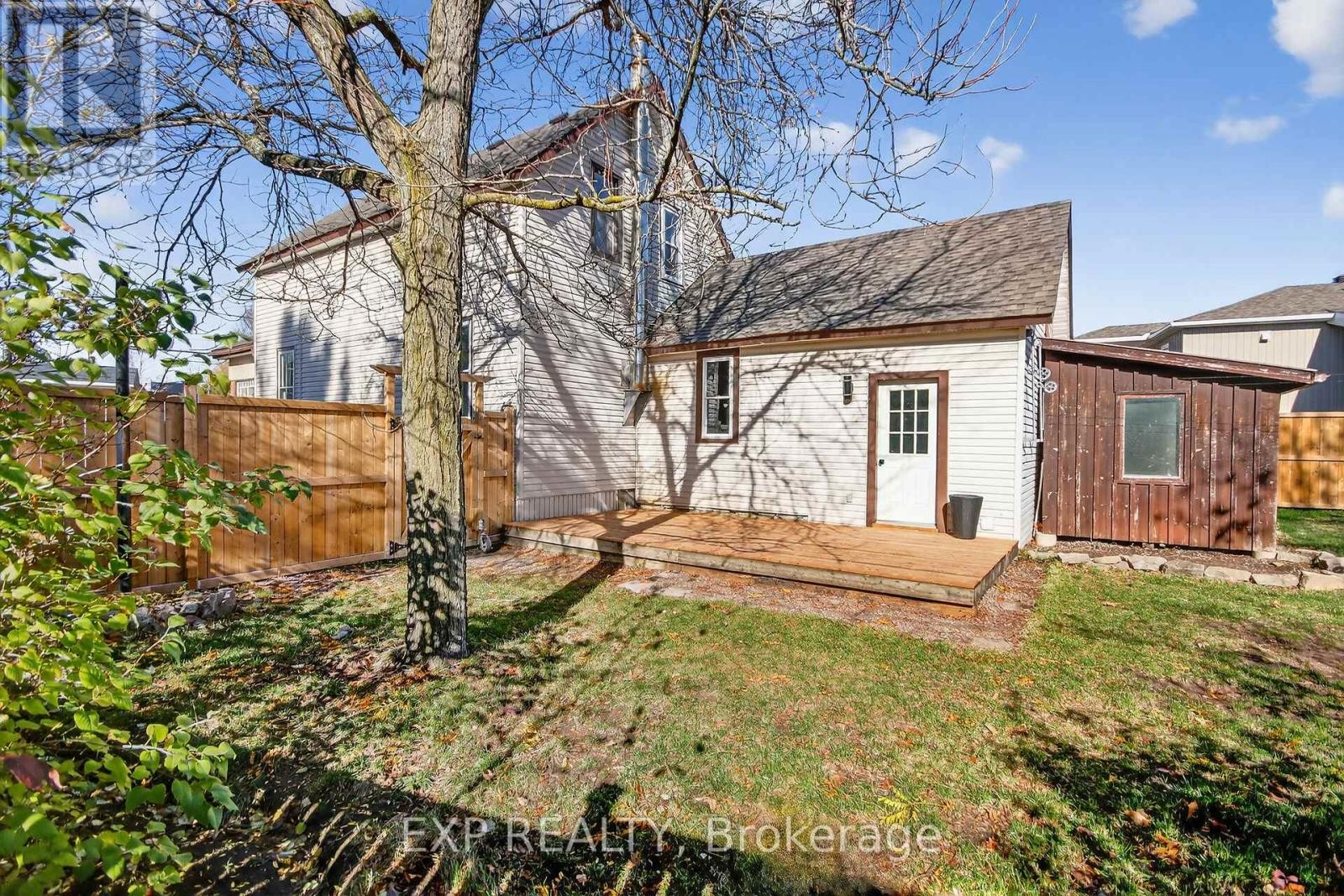 












95 MAIN STREET E

,
Mississippi Mills,




Ontario
K0A1A0

