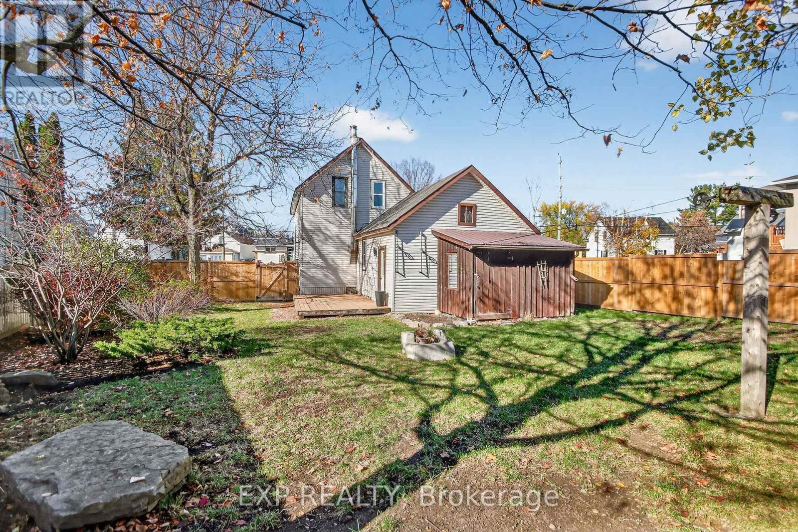 












95 MAIN STREET E

,
Mississippi Mills,




Ontario
K0A1A0

