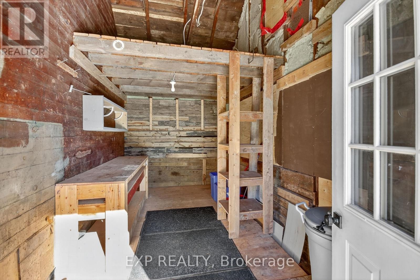 












95 MAIN STREET E

,
Mississippi Mills,




Ontario
K0A1A0

