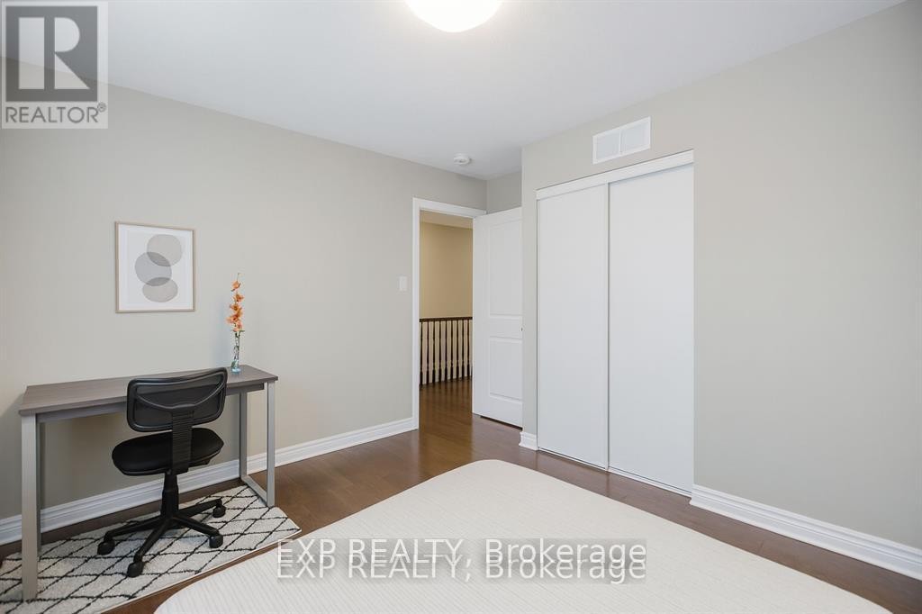 












39 CLONFADDA TERRACE

,
Ottawa,




Ontario
K2J6E9

