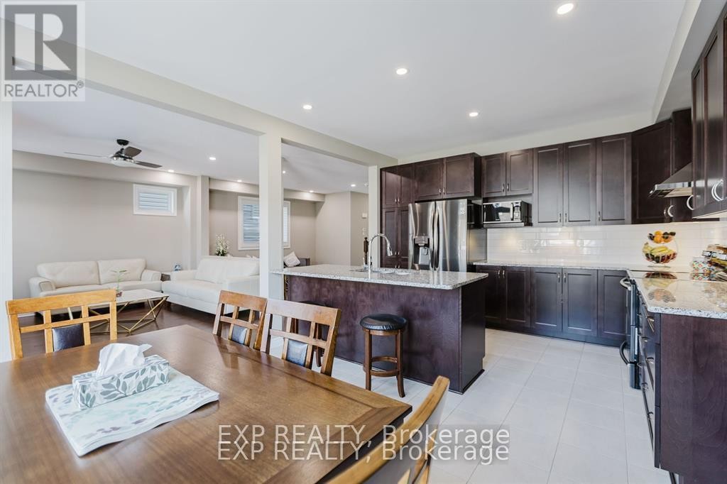 












39 CLONFADDA TERRACE

,
Ottawa,




Ontario
K2J6E9

