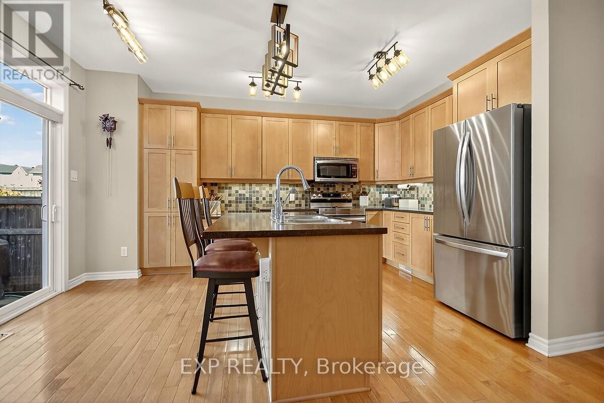 












202 MISTRAL WAY

,
Ottawa,




Ontario
K2S0G6

