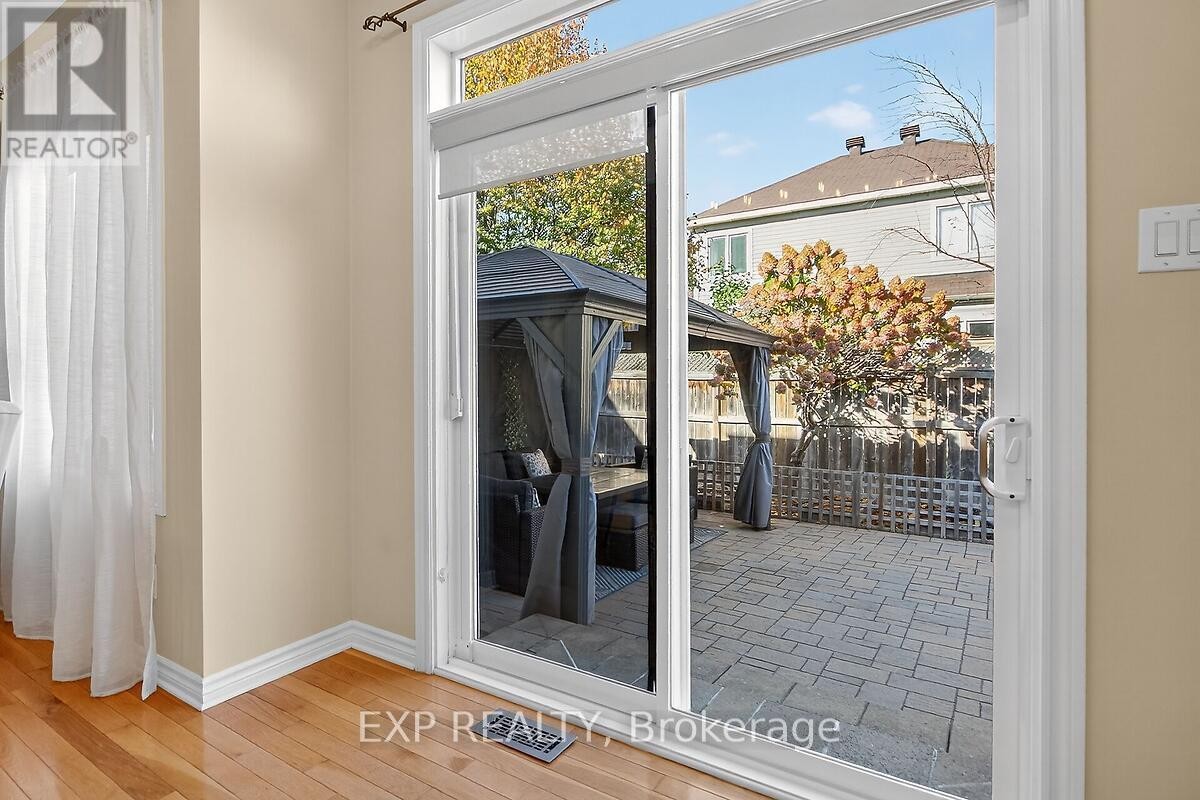 












202 MISTRAL WAY

,
Ottawa,




Ontario
K2S0G6

