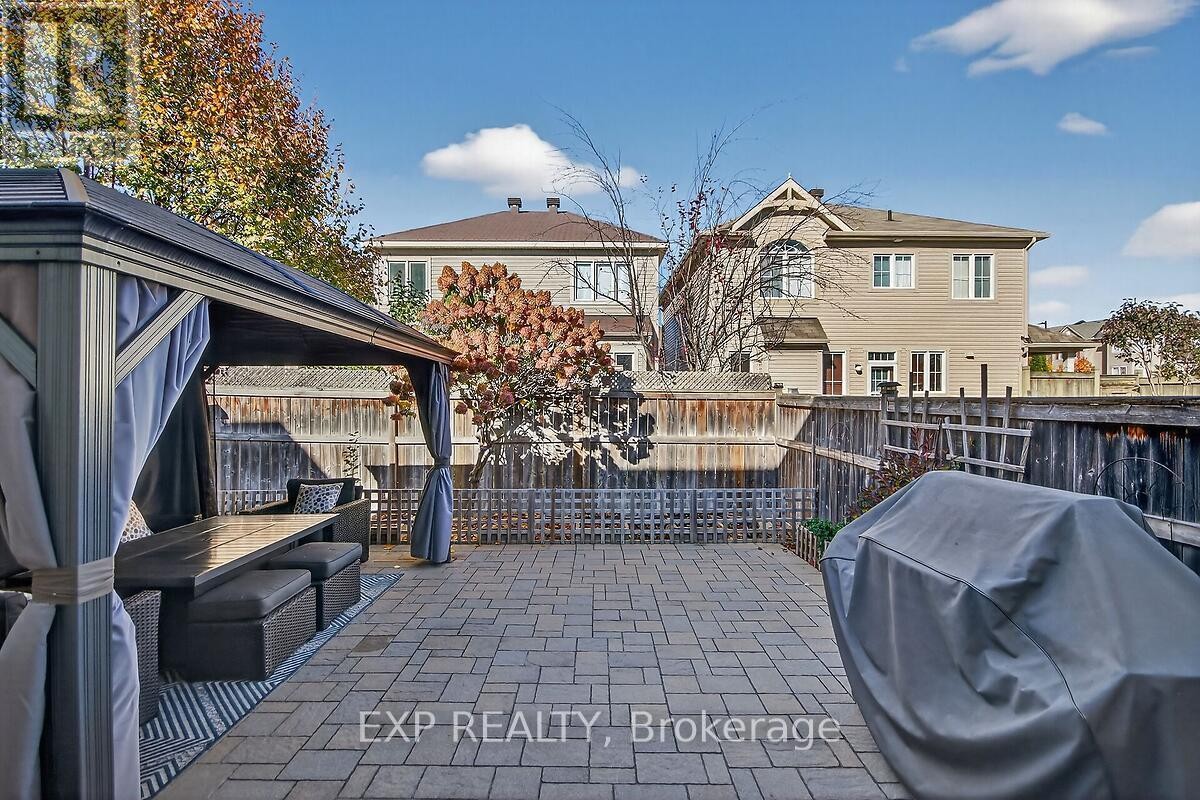 












202 MISTRAL WAY

,
Ottawa,




Ontario
K2S0G6

