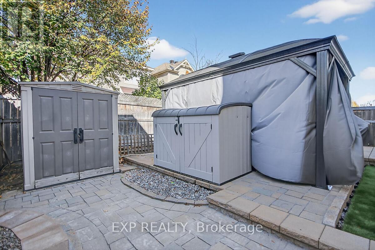 












202 MISTRAL WAY

,
Ottawa,




Ontario
K2S0G6

