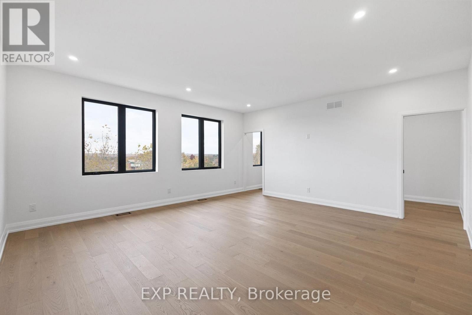 












6817 NOTRE DAME STREET

,
Ottawa,




Ontario
K1C1H4

