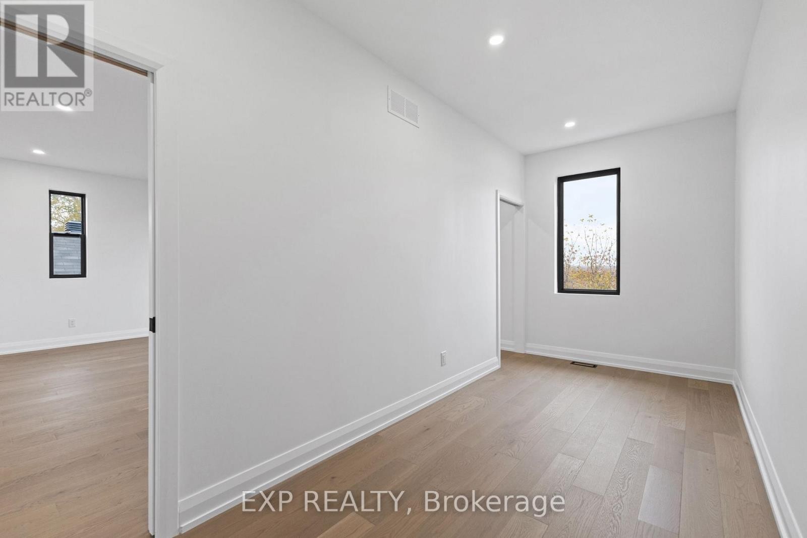 












6817 NOTRE DAME STREET

,
Ottawa,




Ontario
K1C1H4

