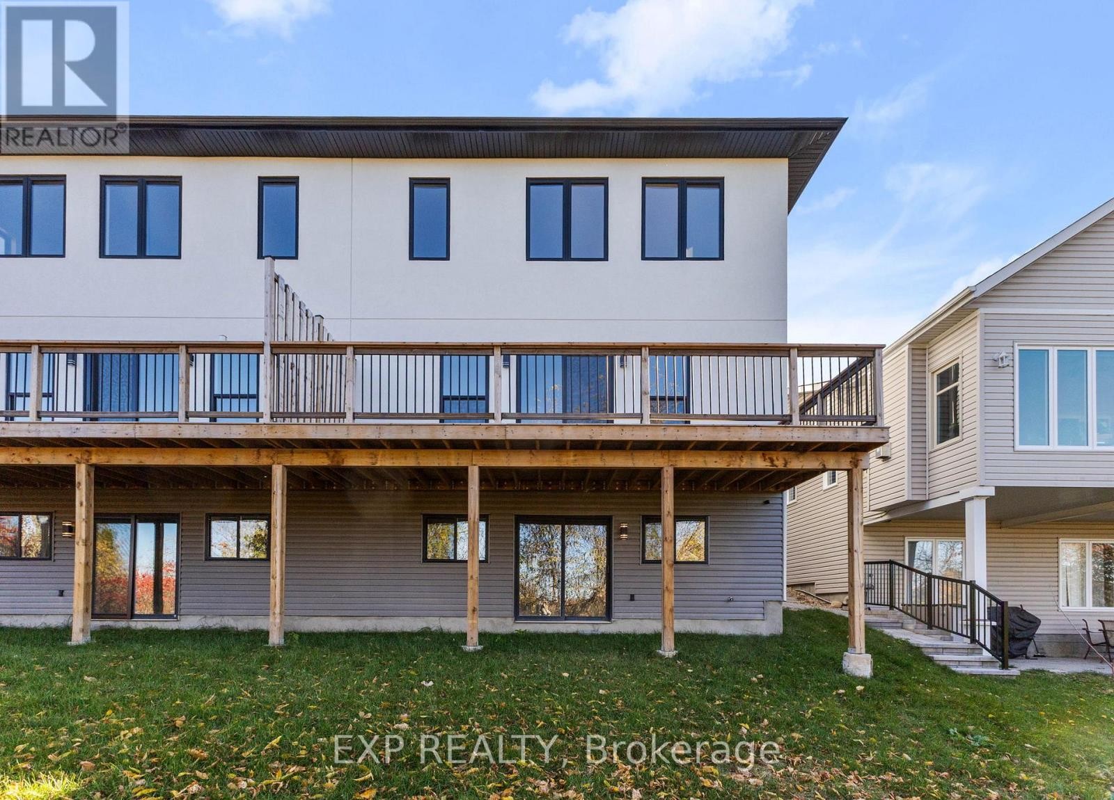 












6817 NOTRE DAME STREET

,
Ottawa,




Ontario
K1C1H4

