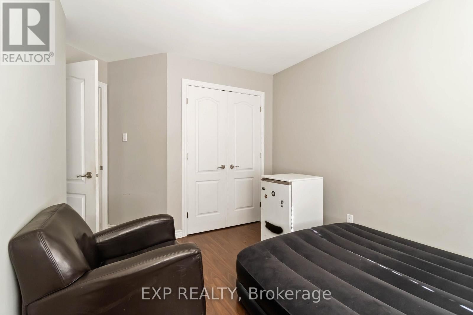 












102 ASSELIN STREET S

,
The Nation,




Ontario
K0A2M0

