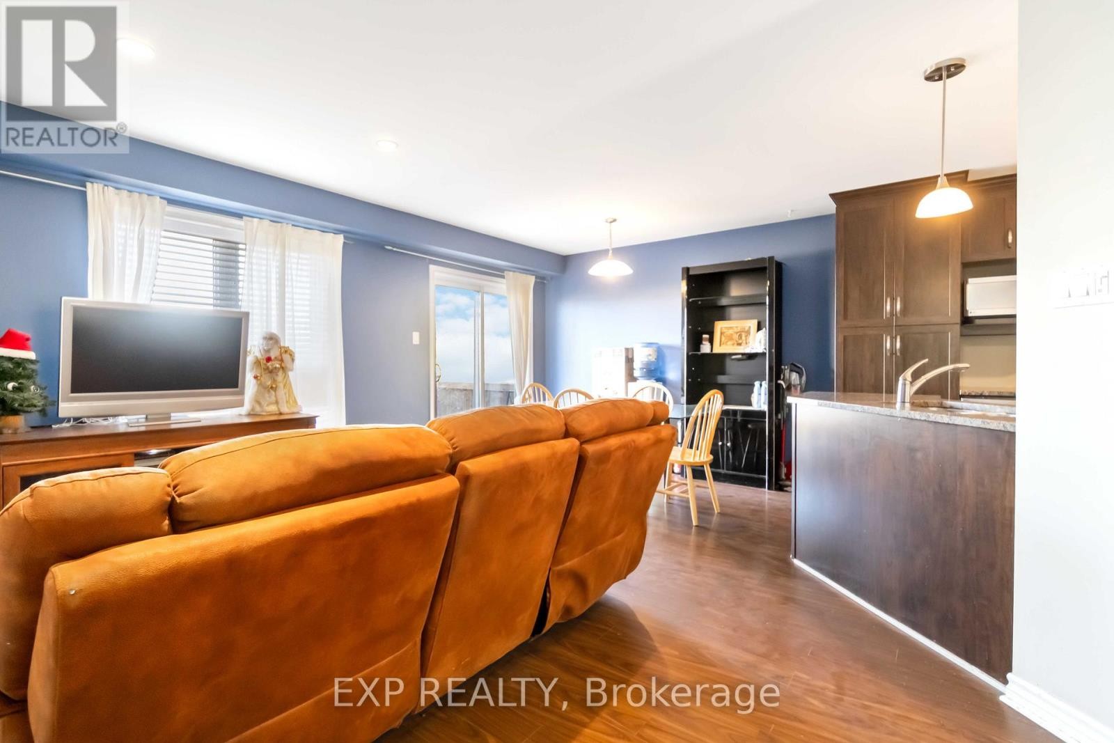 












102 ASSELIN STREET S

,
The Nation,




Ontario
K0A2M0

