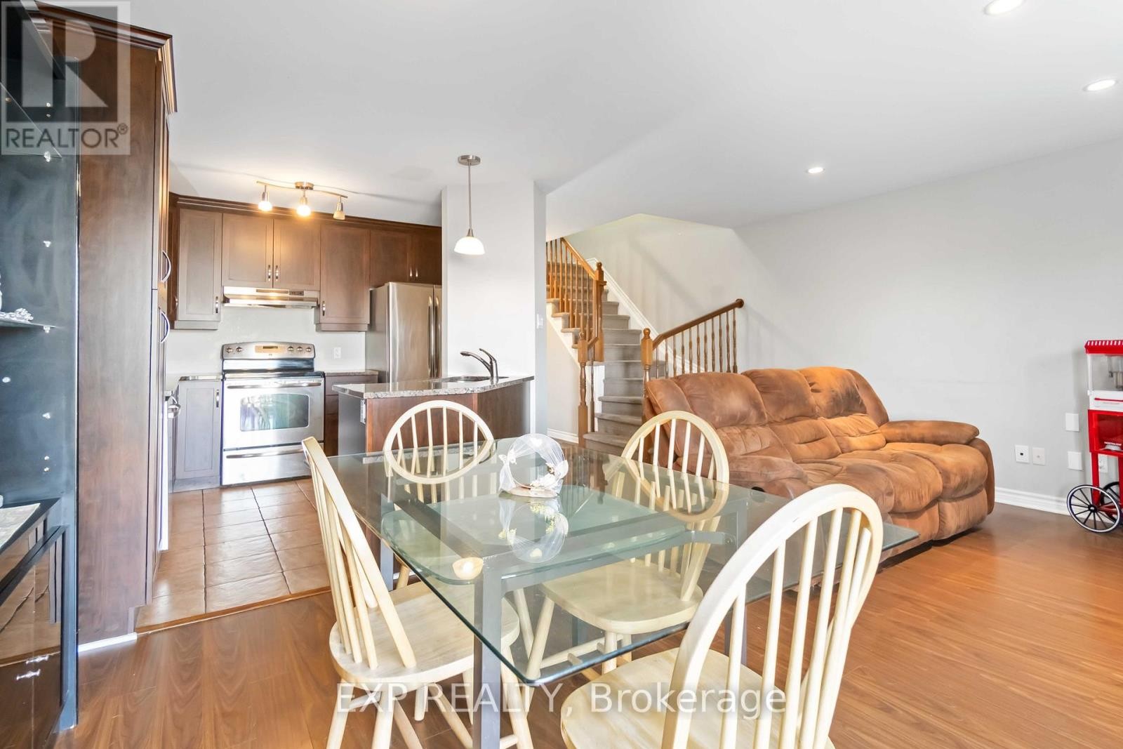 












102 ASSELIN STREET S

,
The Nation,




Ontario
K0A2M0

