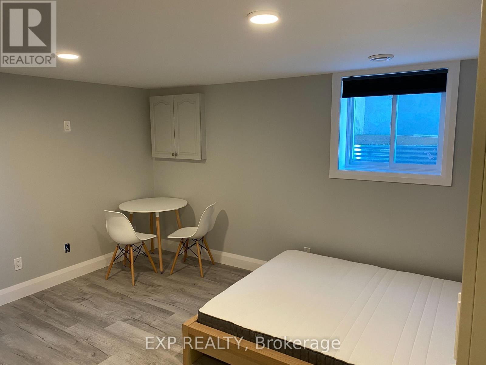 












1554 BASELINE ROAD

,
Ottawa,




Ontario
K2C0B3

