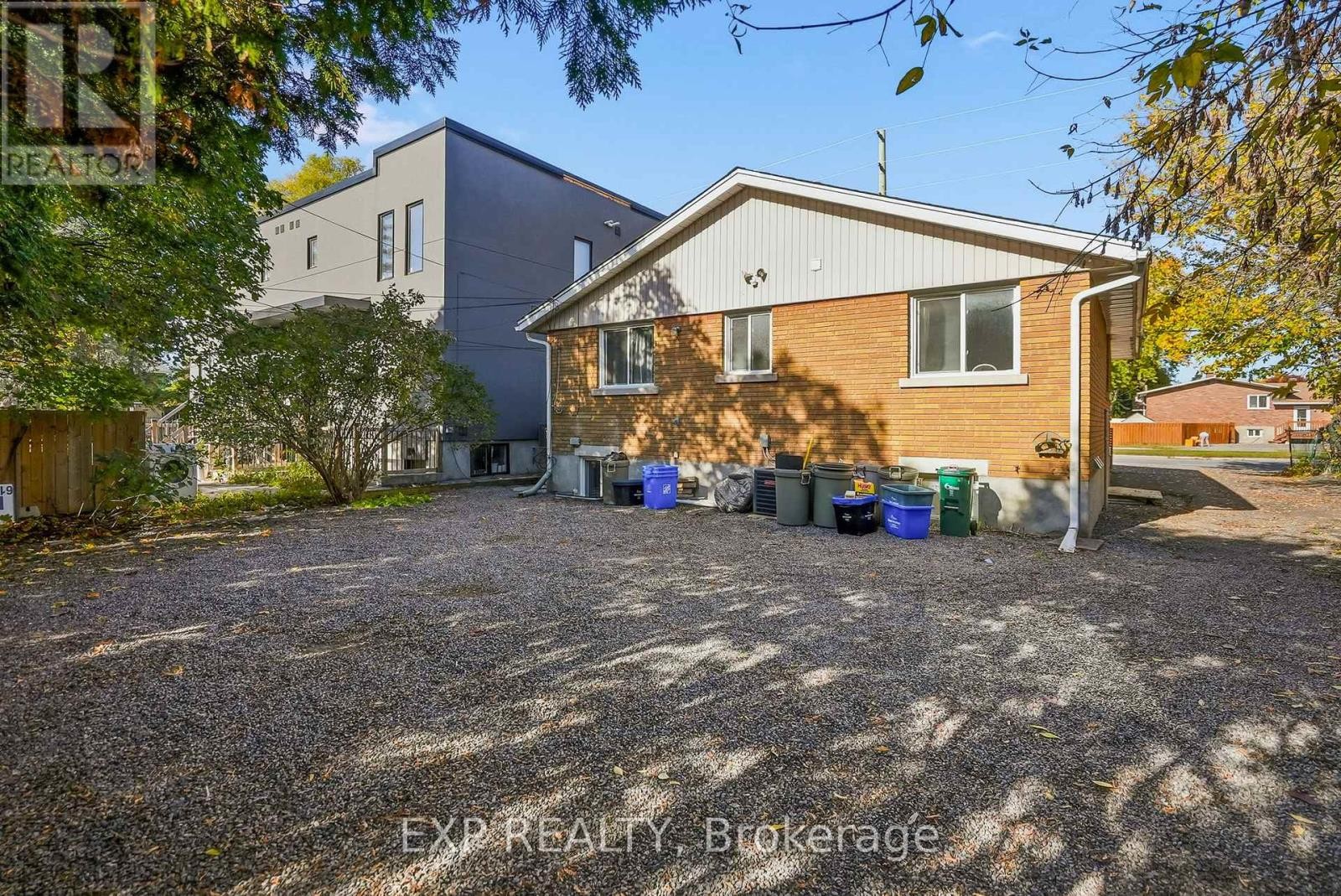 












1554 BASELINE ROAD

,
Ottawa,




Ontario
K2C0B3

