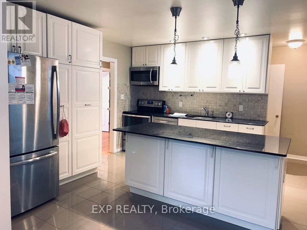 












1554 BASELINE ROAD

,
Ottawa,




Ontario
K2C0B3

