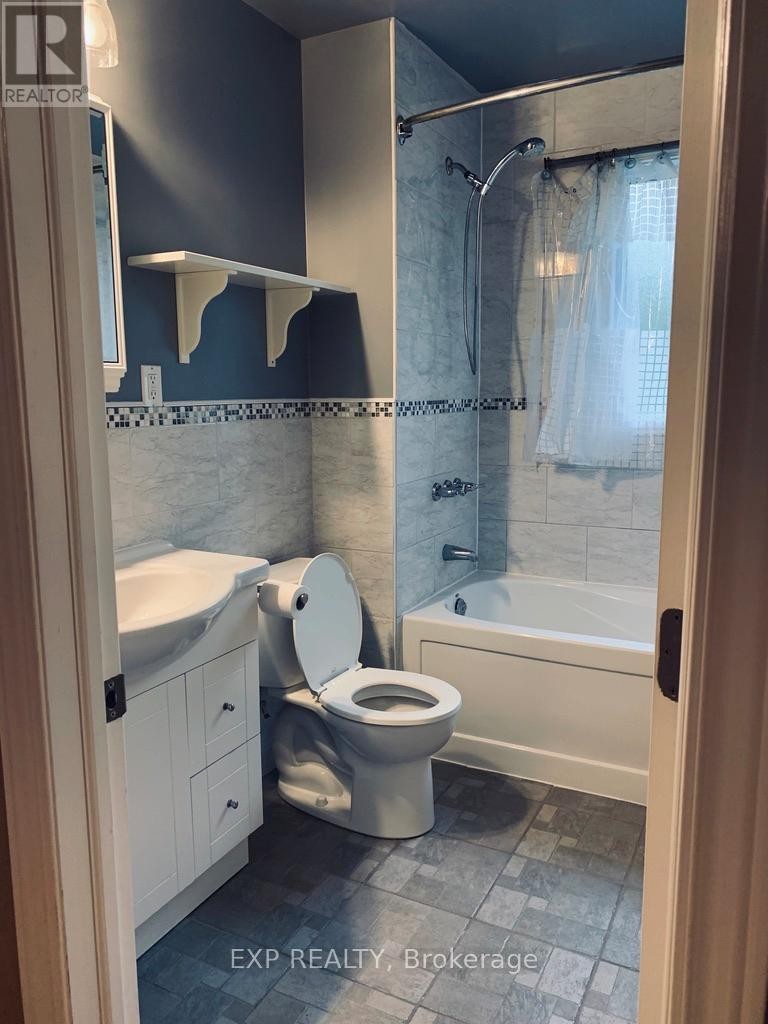 












1554 BASELINE ROAD

,
Ottawa,




Ontario
K2C0B3

